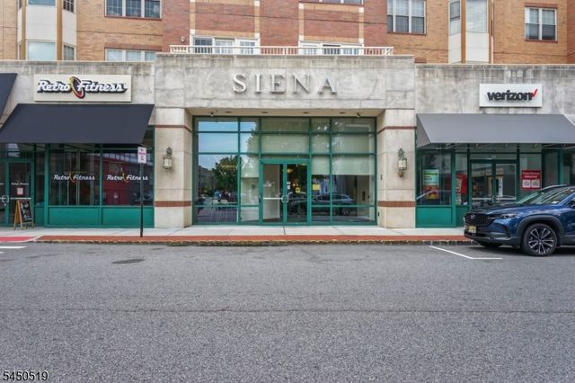 48 S Park St 502, Montclair Twp., NJ 07042