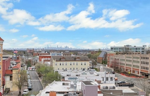 48 S Park St 502, Montclair Twp., NJ 07042