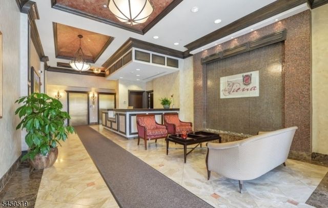 48 S Park St 502, Montclair Twp., NJ 07042