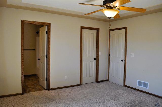 607 AIRWAY CT, Box Elder, SD 57719