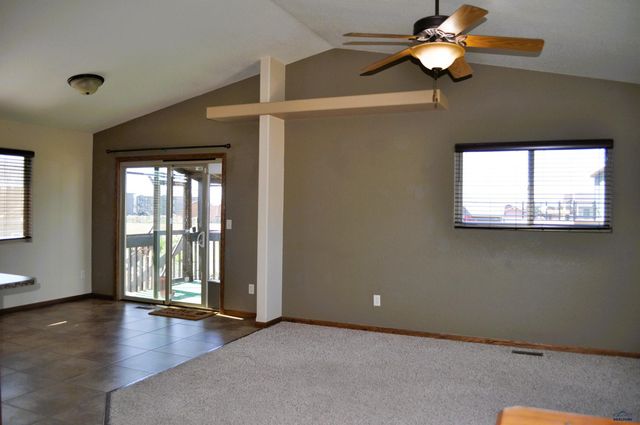 607 AIRWAY CT, Box Elder, SD 57719