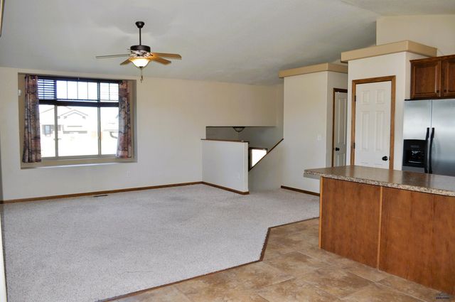 607 AIRWAY CT, Box Elder, SD 57719