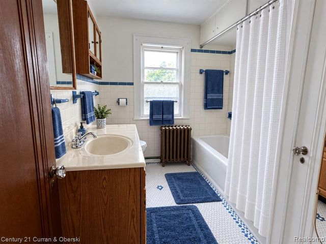 21507 Edna Street, Dearborn, MI 48124