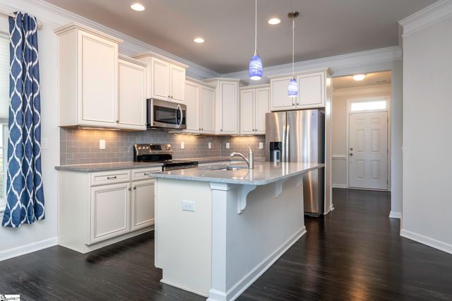 810 Appleby Drive, Simpsonville, SC 29681