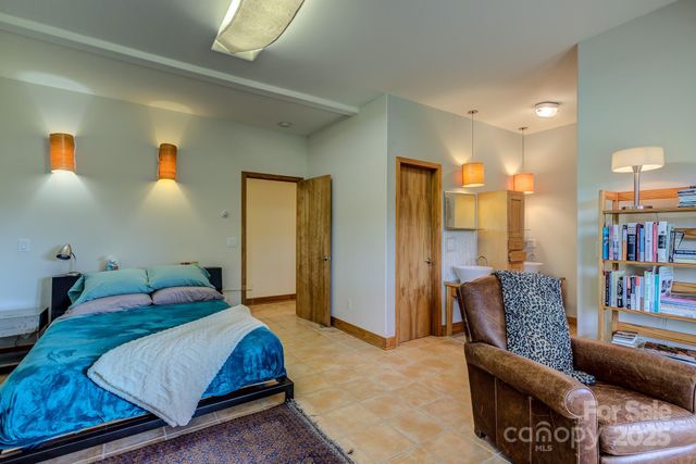 1030 Raven Rock Drive, Boone, NC 28607