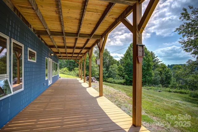1030 Raven Rock Drive, Boone, NC 28607