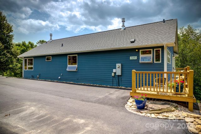 1030 Raven Rock Drive, Boone, NC 28607