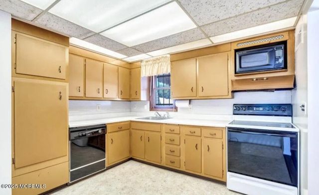 4 Coral Way, Neptune Township, NJ 07753