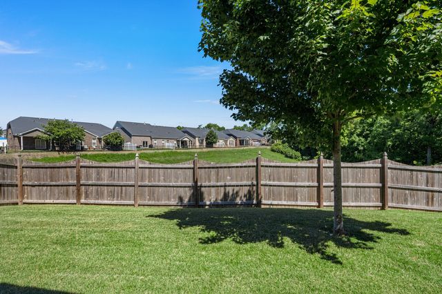 4120 Magnolia Farms Dr, Hermitage, TN 37076
