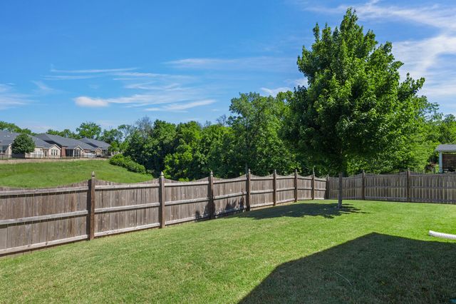 4120 Magnolia Farms Dr, Hermitage, TN 37076