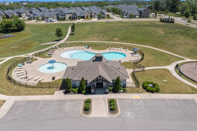 4120 Magnolia Farms Dr, Hermitage, TN 37076