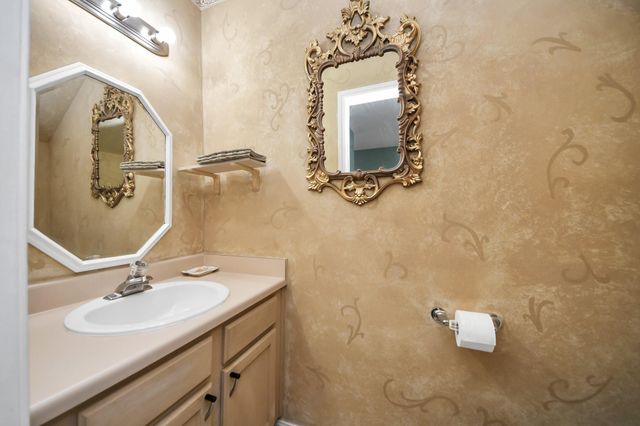 926 Rutland Street, Houston, TX 77008