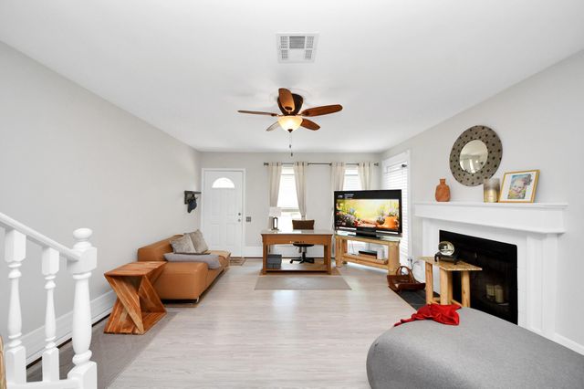 926 Rutland Street, Houston, TX 77008