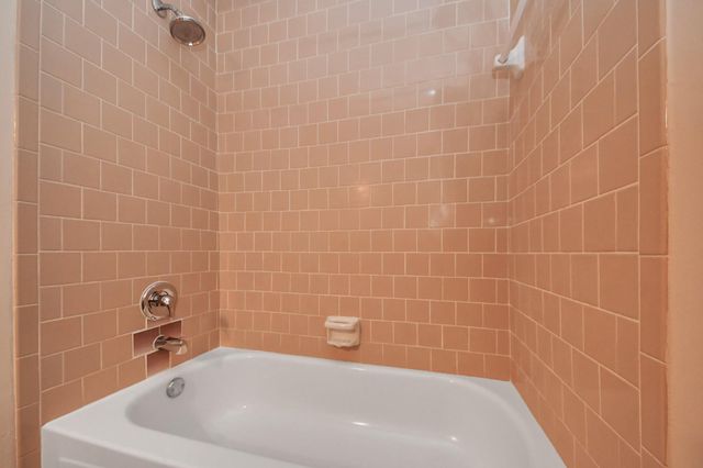 926 Rutland Street, Houston, TX 77008
