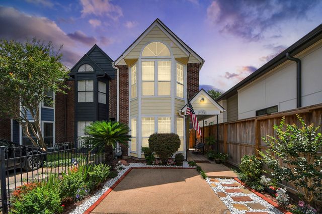 926 Rutland Street, Houston, TX 77008