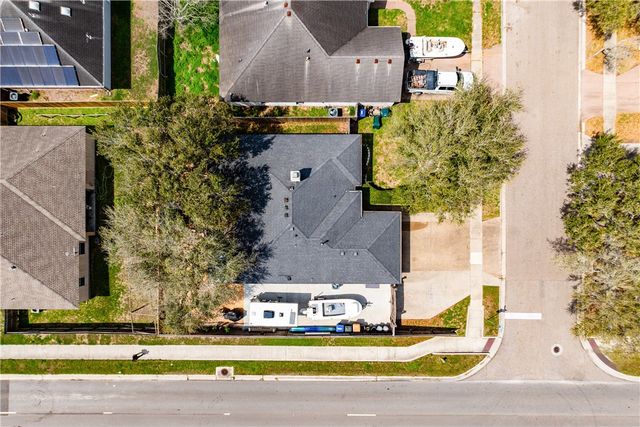 6341 Brianna Circ, Corpus Christi, TX 78414