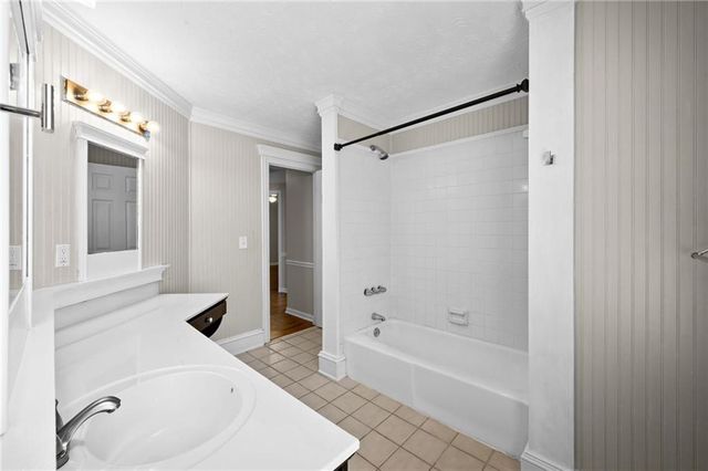 812 Deep Lake Drive NW, Kennesaw, GA 30144
