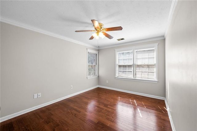 812 Deep Lake Drive NW, Kennesaw, GA 30144