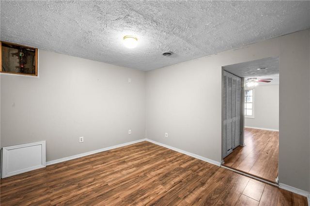 812 Deep Lake Drive NW, Kennesaw, GA 30144