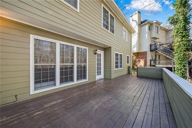 812 Deep Lake Drive NW, Kennesaw, GA 30144