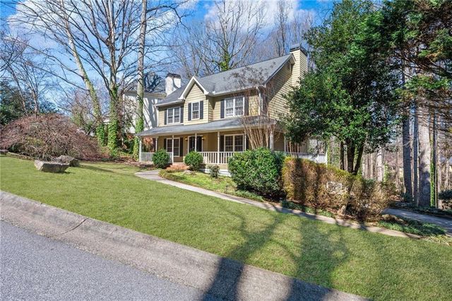 812 Deep Lake Drive NW, Kennesaw, GA 30144