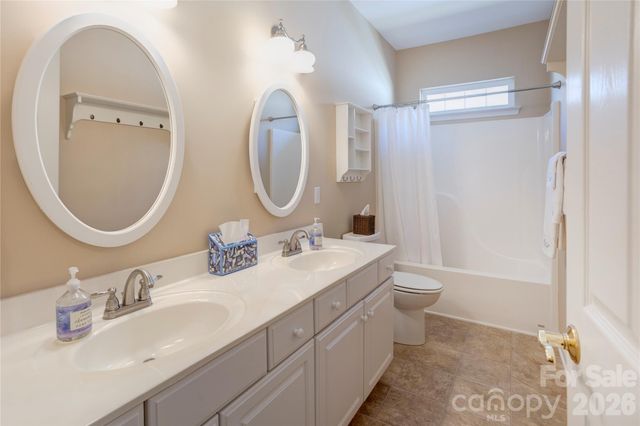 580 Gatsby Place NW, Concord, NC 28027