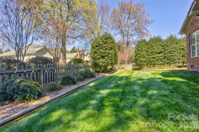 580 Gatsby Place NW, Concord, NC 28027