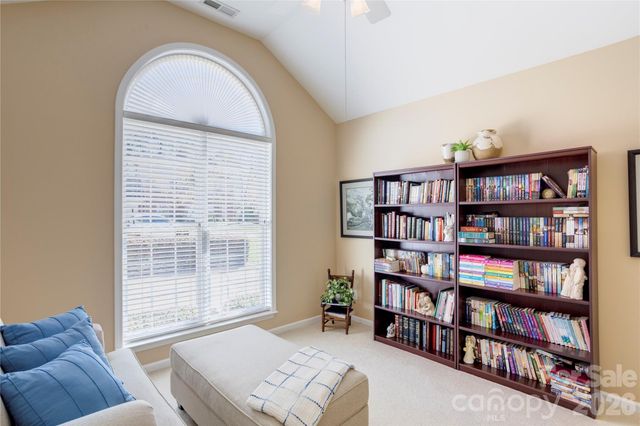 580 Gatsby Place NW, Concord, NC 28027