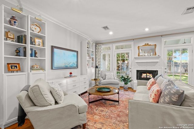 351 Rosemary, San Antonio, TX 78209