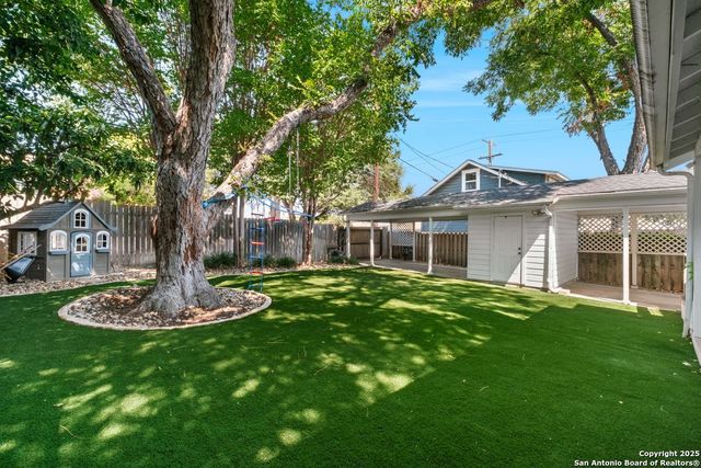 351 Rosemary, San Antonio, TX 78209