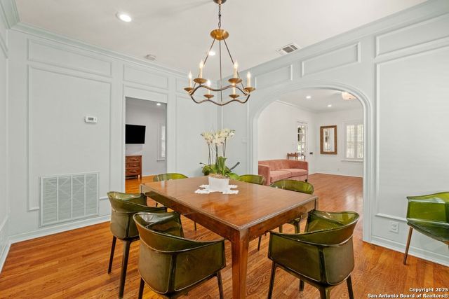 351 Rosemary, San Antonio, TX 78209