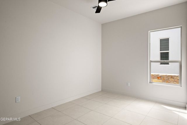 321 Blue Valley Drive, El Paso, TX 79928