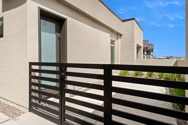 321 Blue Valley Drive, El Paso, TX 79928