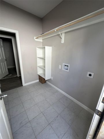 16945 Glenheath, Montgomery, TX 77316