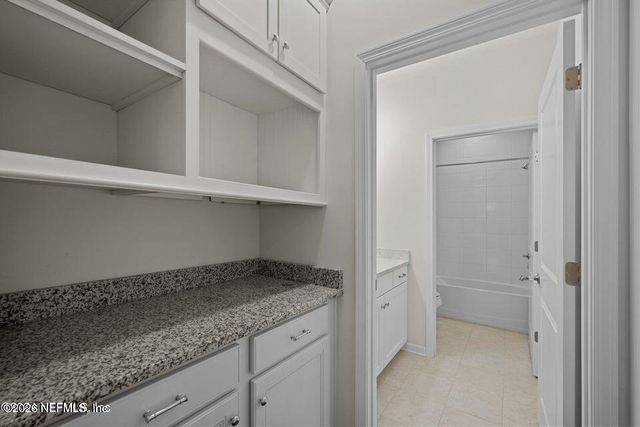 429 WINGSTONE Drive, Jacksonville, FL 32081