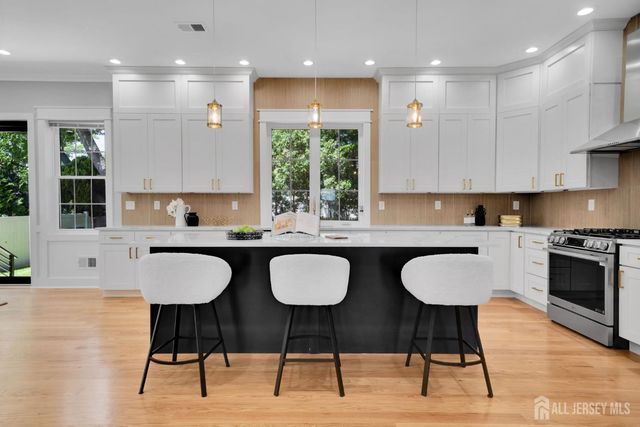 22 N 14 Street, Kenilworth, NJ 07033