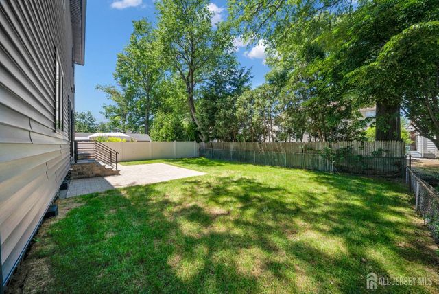 22 N 14 Street, Kenilworth, NJ 07033