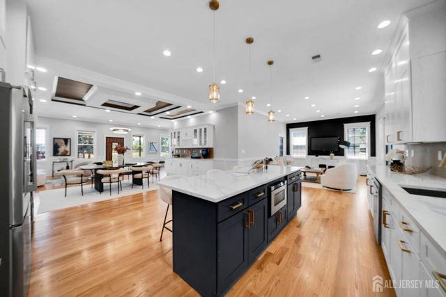 22 N 14 Street, Kenilworth, NJ 07033