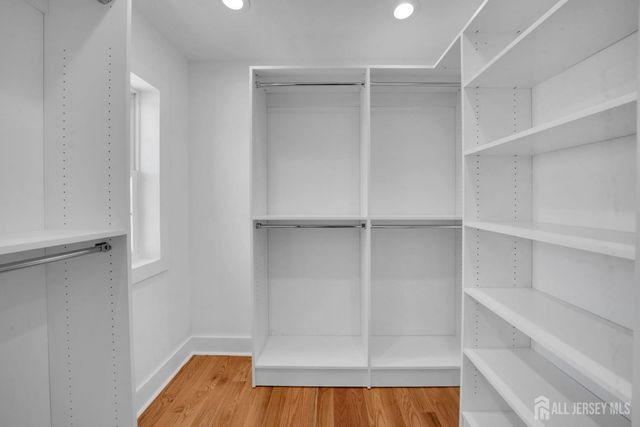 22 N 14 Street, Kenilworth, NJ 07033