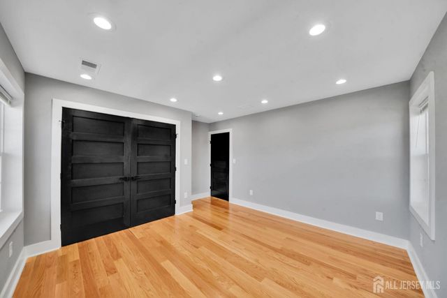 22 N 14 Street, Kenilworth, NJ 07033