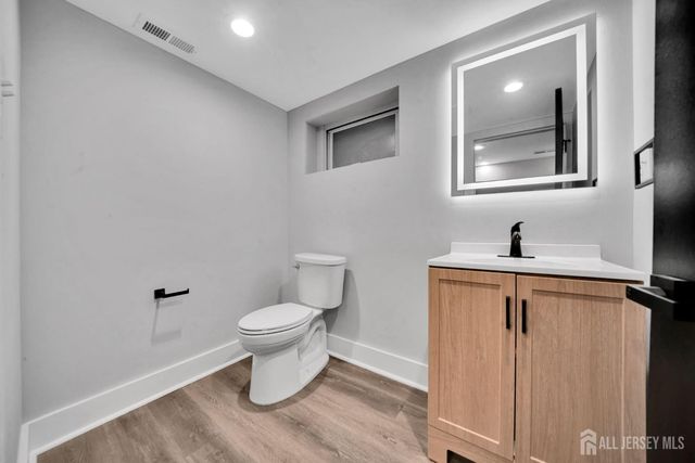22 N 14 Street, Kenilworth, NJ 07033