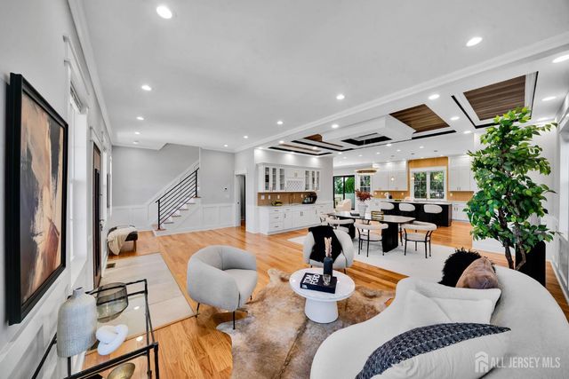 22 N 14 Street, Kenilworth, NJ 07033