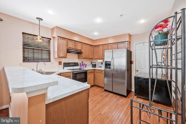 8811 GLADESIDE DR, Clinton, MD 20735