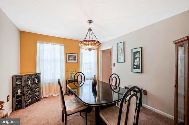 8811 GLADESIDE DR, Clinton, MD 20735