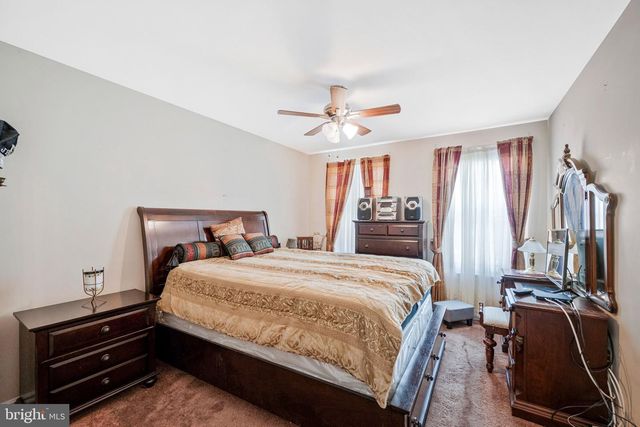 8811 GLADESIDE DR, Clinton, MD 20735
