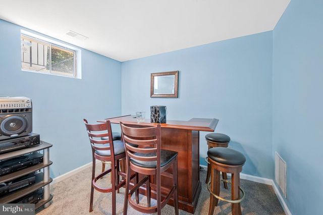 8811 GLADESIDE DR, Clinton, MD 20735