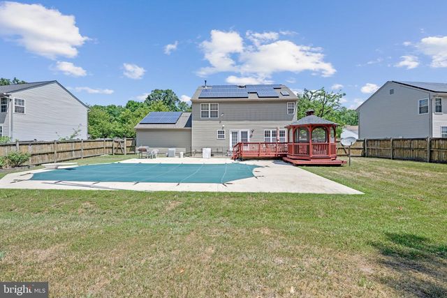 8811 GLADESIDE DR, Clinton, MD 20735
