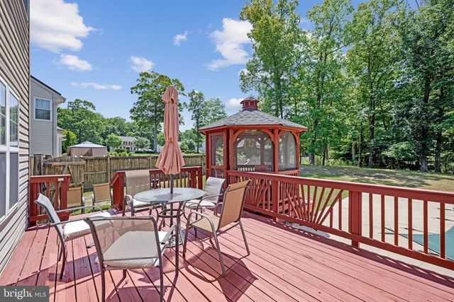 8811 GLADESIDE DR, Clinton, MD 20735