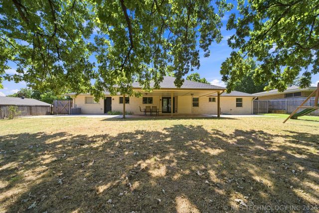 1746 S Erie Place, Tulsa, OK 74112