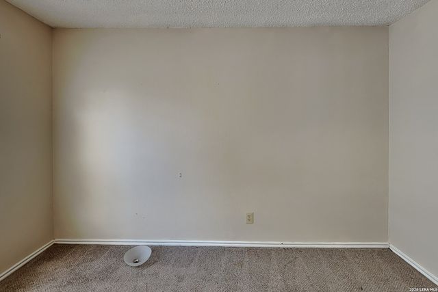 8055 CHESTNUT CEDAR DR, Converse, TX 78109